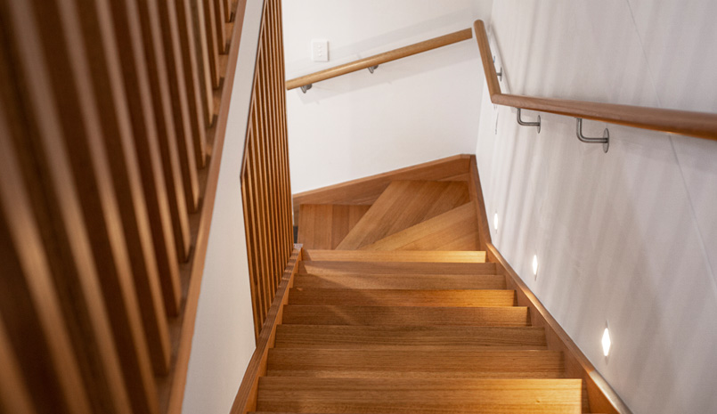 BARJAN line d.o.o. - stopnice za vsak dom | Lesene stopnice - naslovna slika